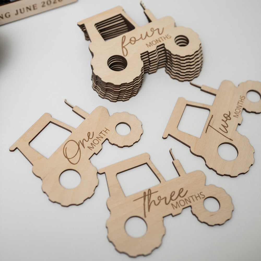 Tractor Baby Monthly Milestones (1–12 Months)